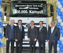 Mercedes-Benz Trucks produce el camión número 200.000 construido en la planta de Aksaray (Turquía)