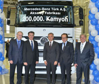 Mercedes-Benz Trucks produce el cami&oacute;n n&uacute;mero 200.000 construido en la planta de Aksaray (Turqu&iacute;a)