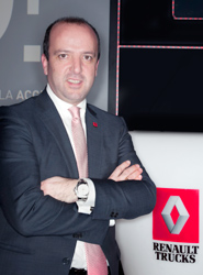 Oscar Martirena da el salto al transporte de mercanc&iacute;as como nuevo director comercial de Renault Trucks