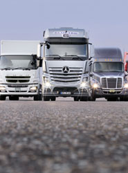 Daimler Trucks prevé un exitoso 2015.