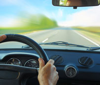 Arval proporciona recomendaciones para evitar vicios al volante que comprometen la seguridad en la carretera