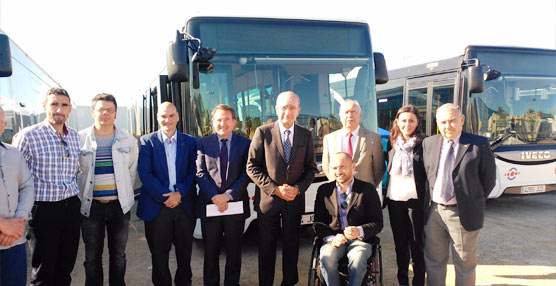 La EMT de Málaga presenta el proyecto de sus nuevas instalaciones junto a 30 nuevos autobuses 
