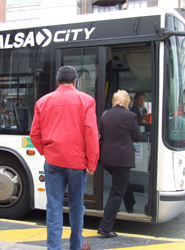 EIGE presenta un proyecto de tarjeta sin contacto que permitirá acceder al transporte público de toda España