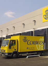 Correos confía en encontrar puntos de acuerdo con los sindicatos.