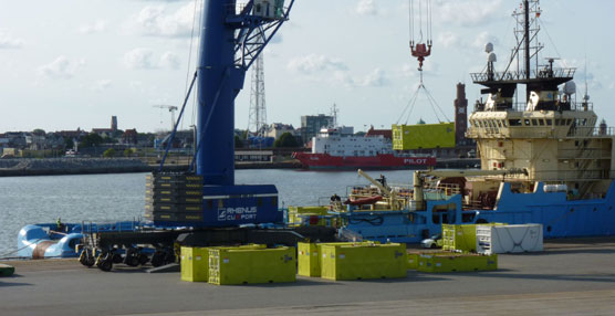 Cuxport ha firmado un acuerdo con Siemens para dar cobertura a las operaciones logísticas en las plataformas marinas: Borwin 2, Helwin 1, Helwin 2 y SylWin 1.