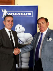 Carlos Gracia y Félix Sanchidrián, han firmado la renovación del acuerdo. 