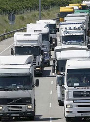 Los transportistas autónomos trasladan al Gobierno la necesidad de incrementar el límite de facturación