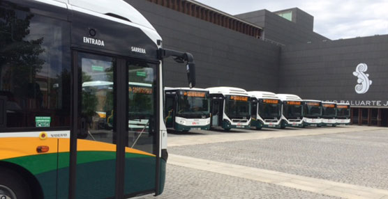 Volvo entrega cuatro autobuses h&iacute;bridos a la Mancomunidad de la Comarca de Pamplona