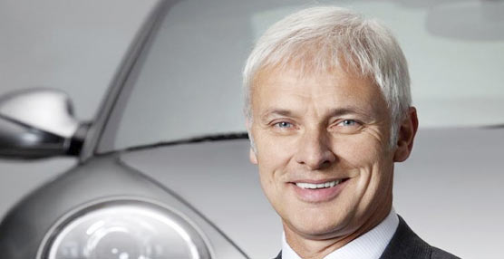 Matthias Müller es nombrado director general de Volkswagen, con el objetivo de restaurar el prestigio perdido