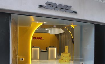 DHL Express inaugura su nuevo punto de venta en Sevilla