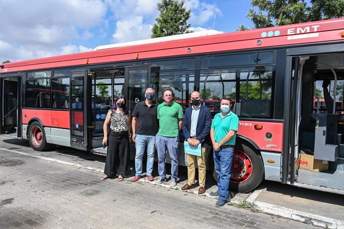 EMT dona un autobús al transporte escolar de Senegal