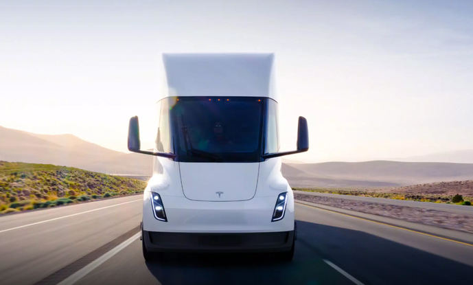 El Tesla Semi, cada día un poco más cerca