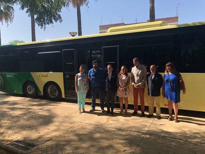 M&#225;s del 90% de la flota sevillana est&#225; adaptada a movilidad reducida