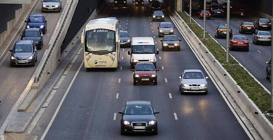 La automocio&#769;n celebra la eliminacio&#769;n del veto de vehi&#769;culos de combustio&#769;n en 2040