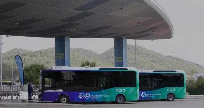 Se necesitan conductores, y no se puede esperar más