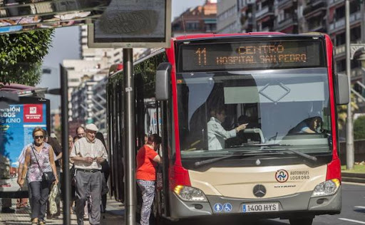 Logroño estudiará cambios en las rutas de los autobuses urbanos