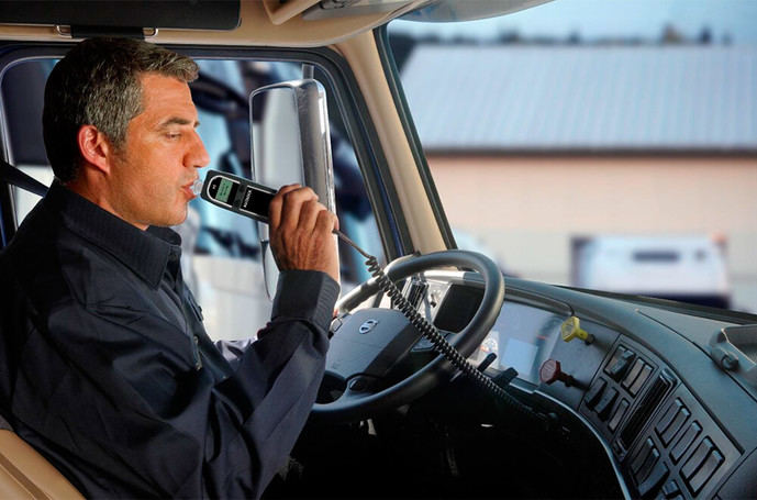 ¿Qué vehículos tienen que llevar el alcoholímetro desde el próximo 6 de julio?