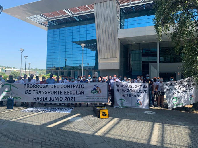 Éxito del transporte andaluz: se prorrogan los contratos escolares