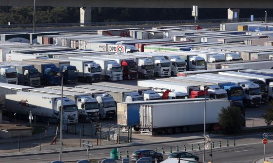 Alerta por la desaparición de aparcamientos cerrados y vigilados