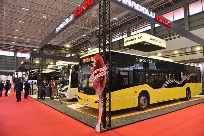 Éxito de afluencia y novedades en Busworld Turquía