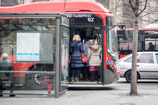 Zaragoza instalará 11 nuevas marquesinas por toda la ciudad