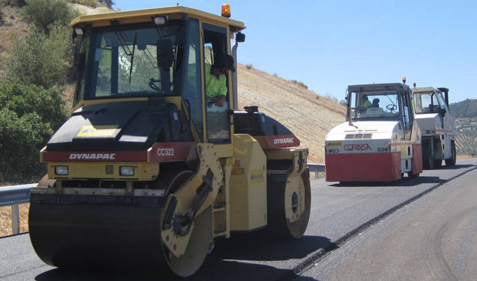 Trabajos en un carretera.