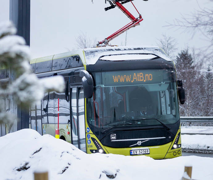 Los primeros buses Volvo eléctricos llegan al Círculo Polar Ártico