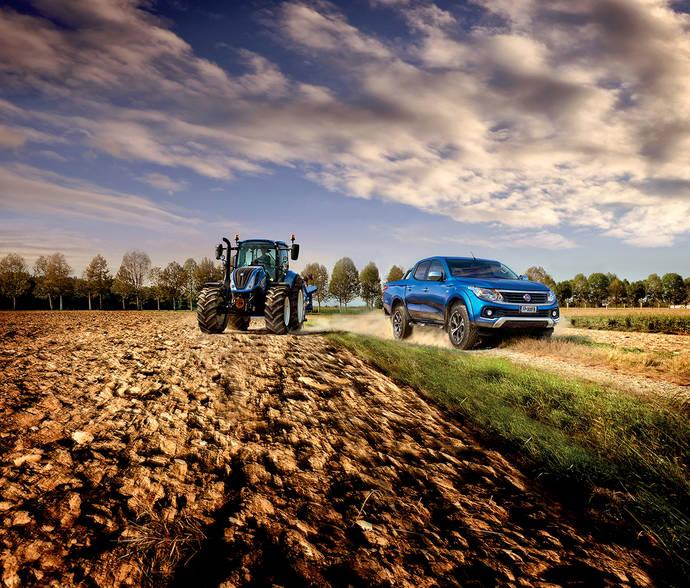 Fiat Professional y New Holland Agriculture en la EIMA 2016