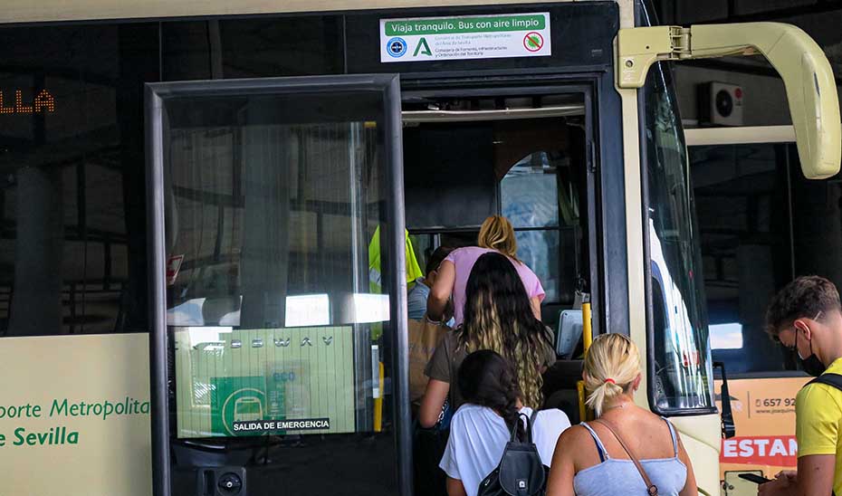 Los consorcios andaluces transportaron 47,3 millones de viajeros