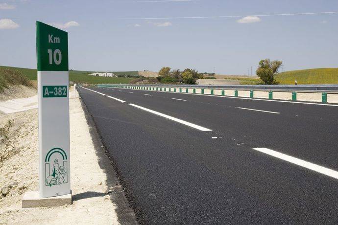 Imagen de una carretera andaluza.