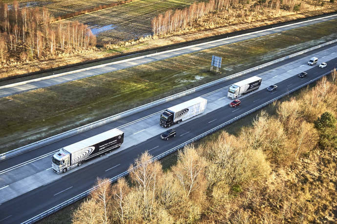 Daimler Trucks está conectando sus camiones con internet, ya son unos 365.000 en todo el mundo