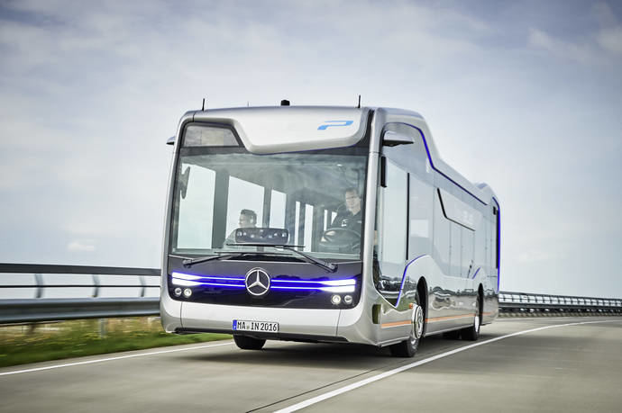 Mercedes, la marca de autobuses más vendida en el primer semestre