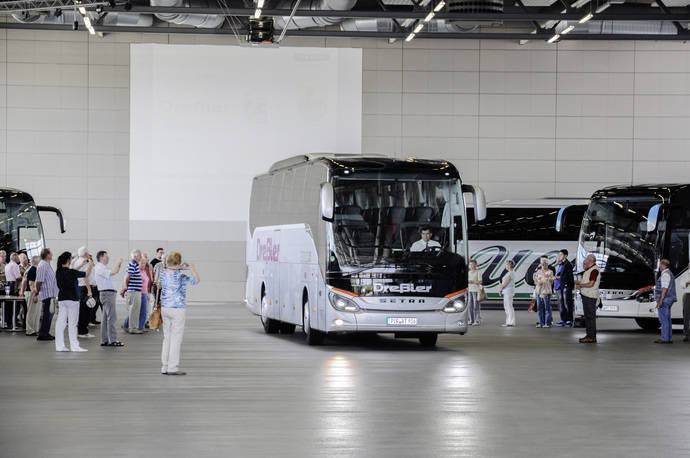 de Saxon Dreßler GmbH ha adquirido dos autocares Setra ComfortClass 500.