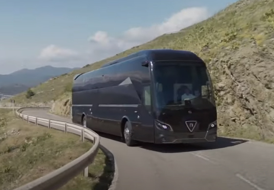 Reconocimiento al diseño del autocar Titanium+ de Negobus