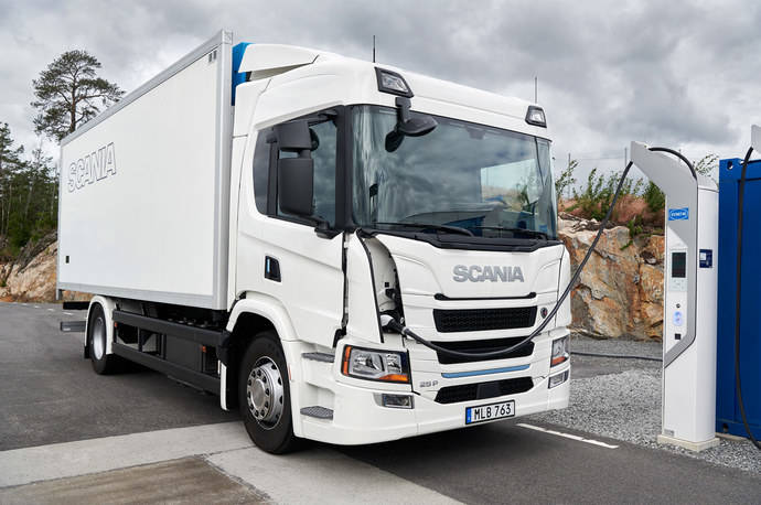 Scania presenta su primera gama de camiones eléctricos