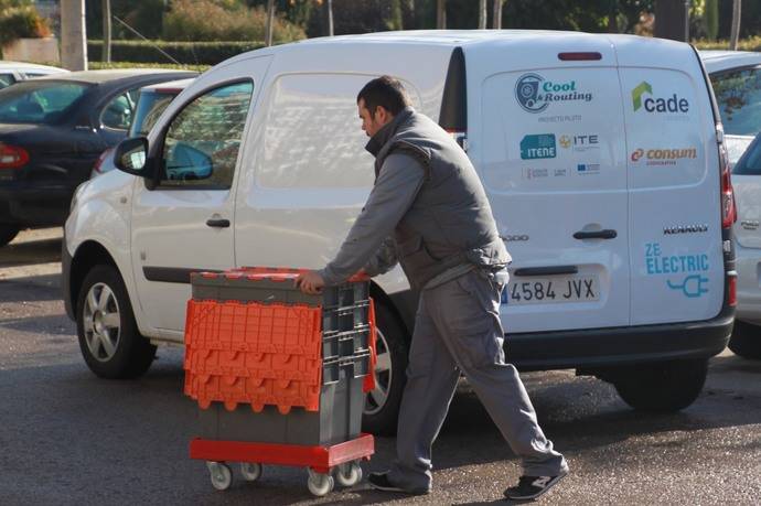 Consum colabora para optimizar el reparto con vehículos eléctricos