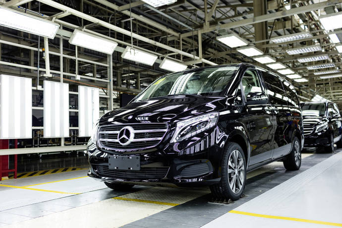 Insignia Rana escaramuza Mercedes-Benz Vans celebra diez años de empresa conjunta con Fujian Benz en  China | Nexotrans