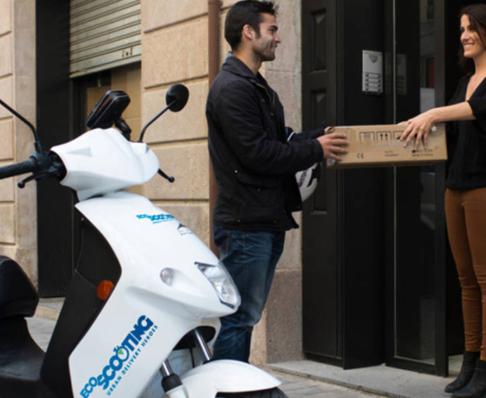 EcoScooting llega a Valencia, opción de mensajería ecosostenible