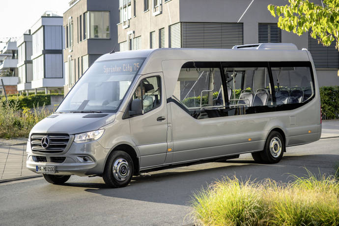 Nuevos minibuses de Mercedes-Benz para el lanzamiento en la Feria IAA