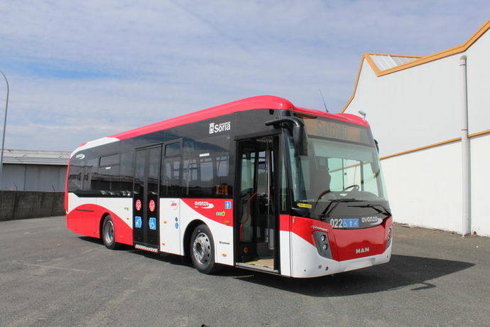 Uno de los autobuses de Castrosua que recorrerán las calles de Soria.