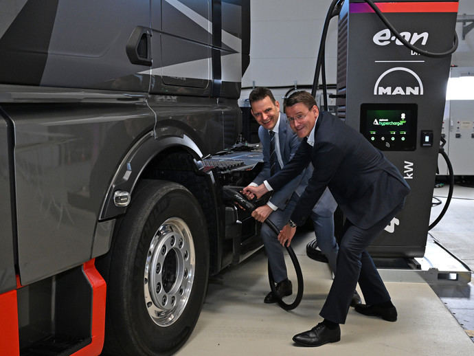 MAN y E.ON apuestan por la electromovilidad en el Sector europeo