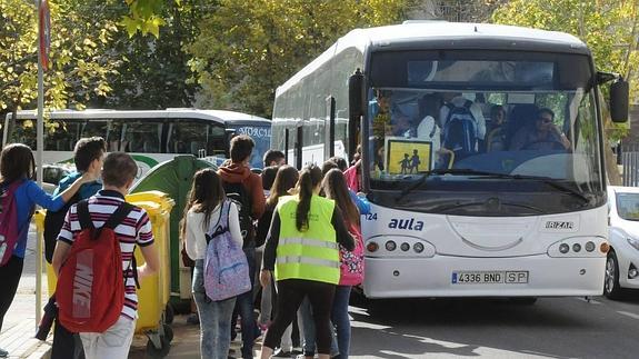 El transporte escolar, a distintas velocidades