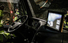 Cabina del Volvo FMX autónomo.