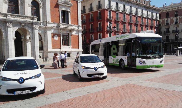 Presentación de la flota sostenible de Valladolid.