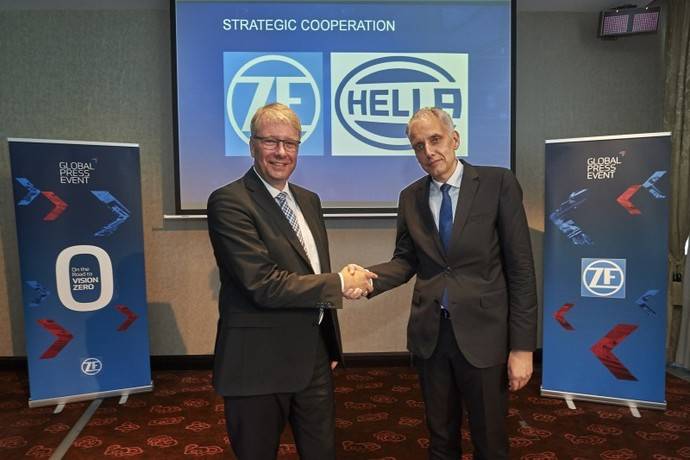 ZF y Hella deciden llevar a cabo la firma de una alianza estratégica