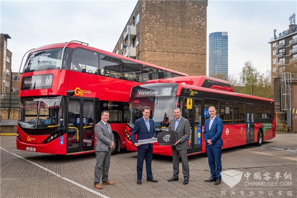 El autobús eléctrico BYD, número 500 entregado al Reino Unido