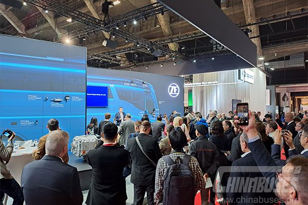 Compromiso de ZF con la movilidad y descarbonización en Busworld