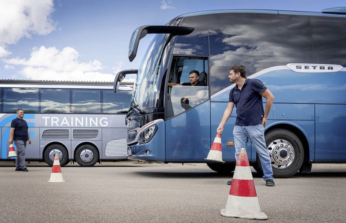 20.000 conductores capacitados, 30 años, y un objetivo: prevenir accidentes