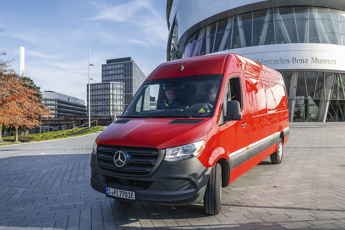 La nueva eSprinter roza los 500 km con una sola carga