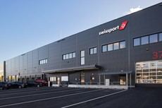 Swissport incorpora un camión eléctrico a sus operaciones